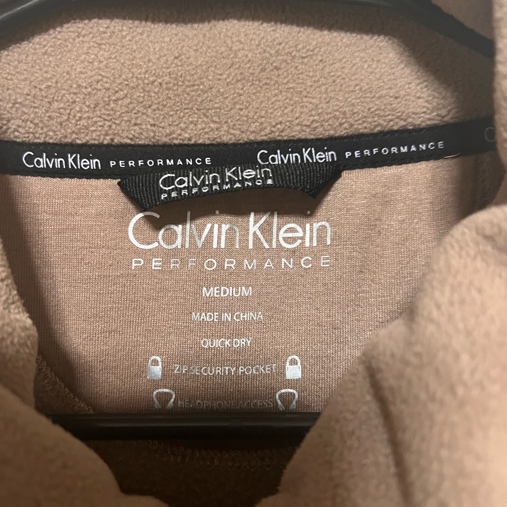Calvin Klein Tan Performance Vest - Picture 4 of 7